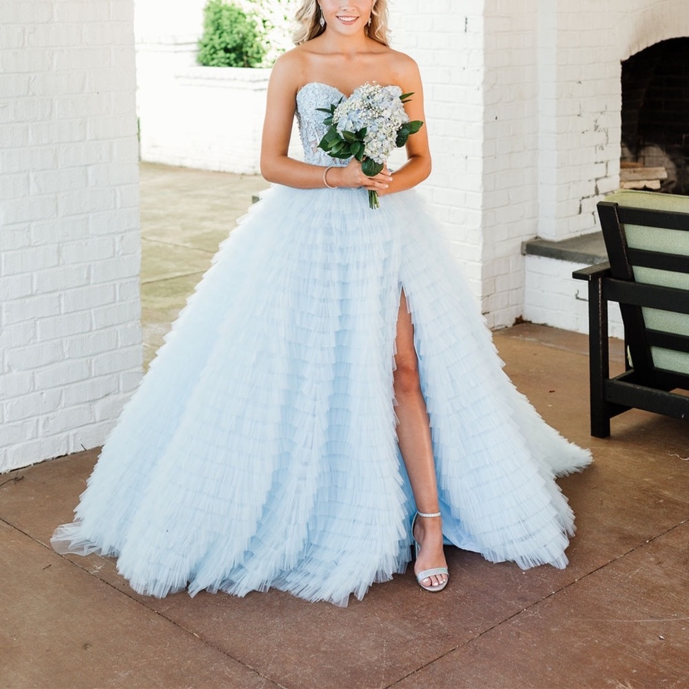 Sherri Hill Prom Dress